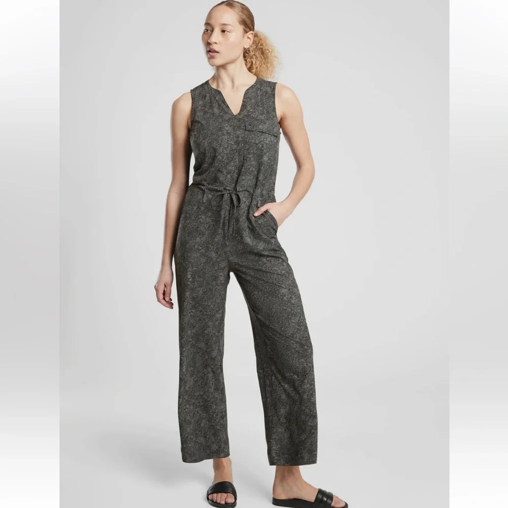 Athleta Topanga Printed Jumpsuit in Viper Black - Picture 1 of 9